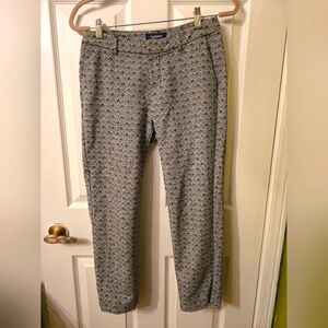 Old Navy Black and White Patterned Pants Size 0R